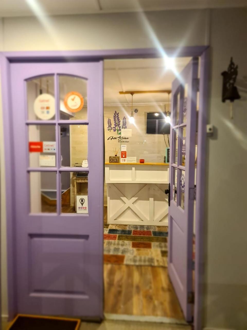 Arte Brisa Hostal Boutique Puerto Natales Exterior foto